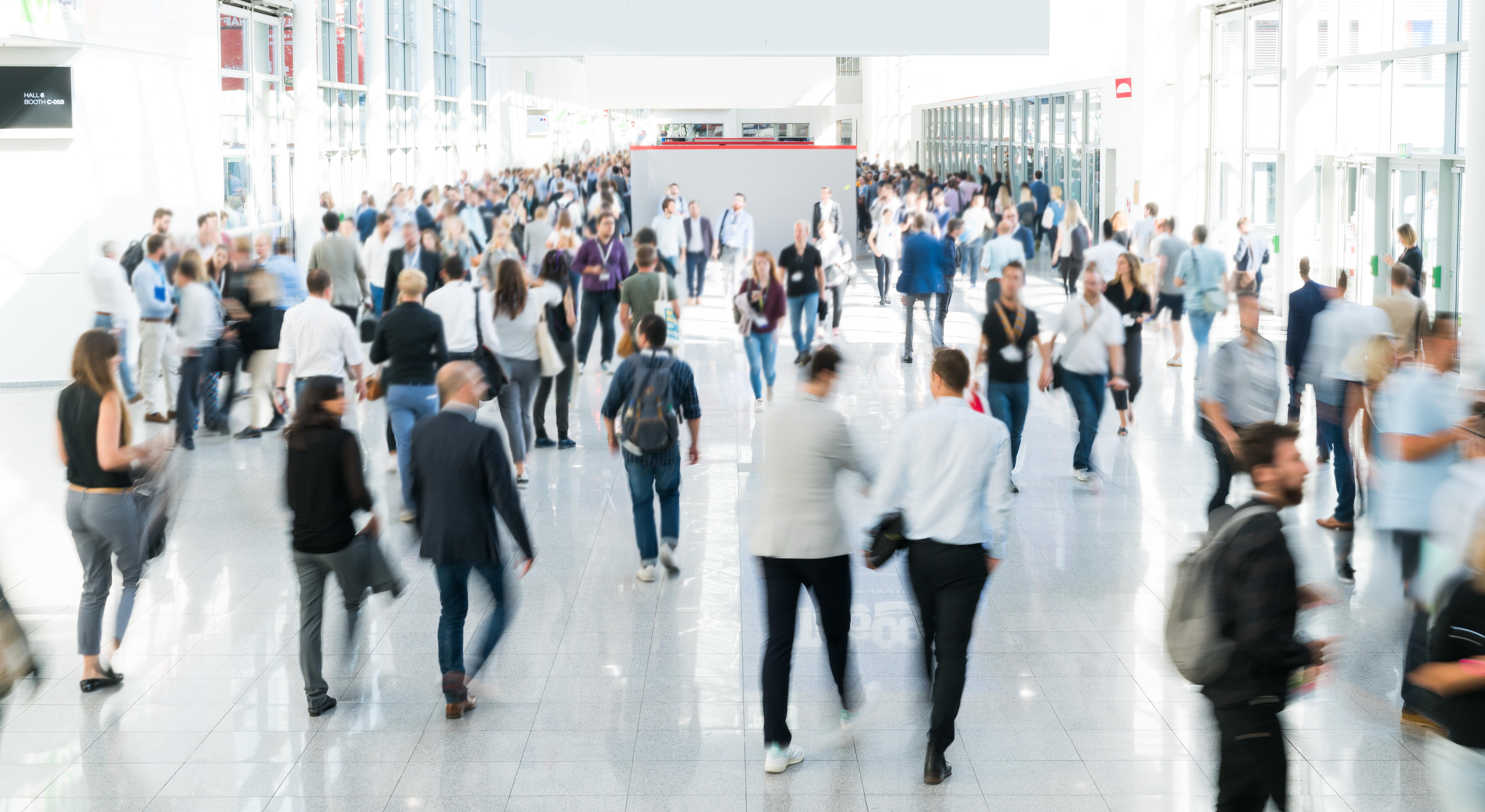 Durch Jobmessen zum Traumjob Durch Jobmessen zum Traumjob