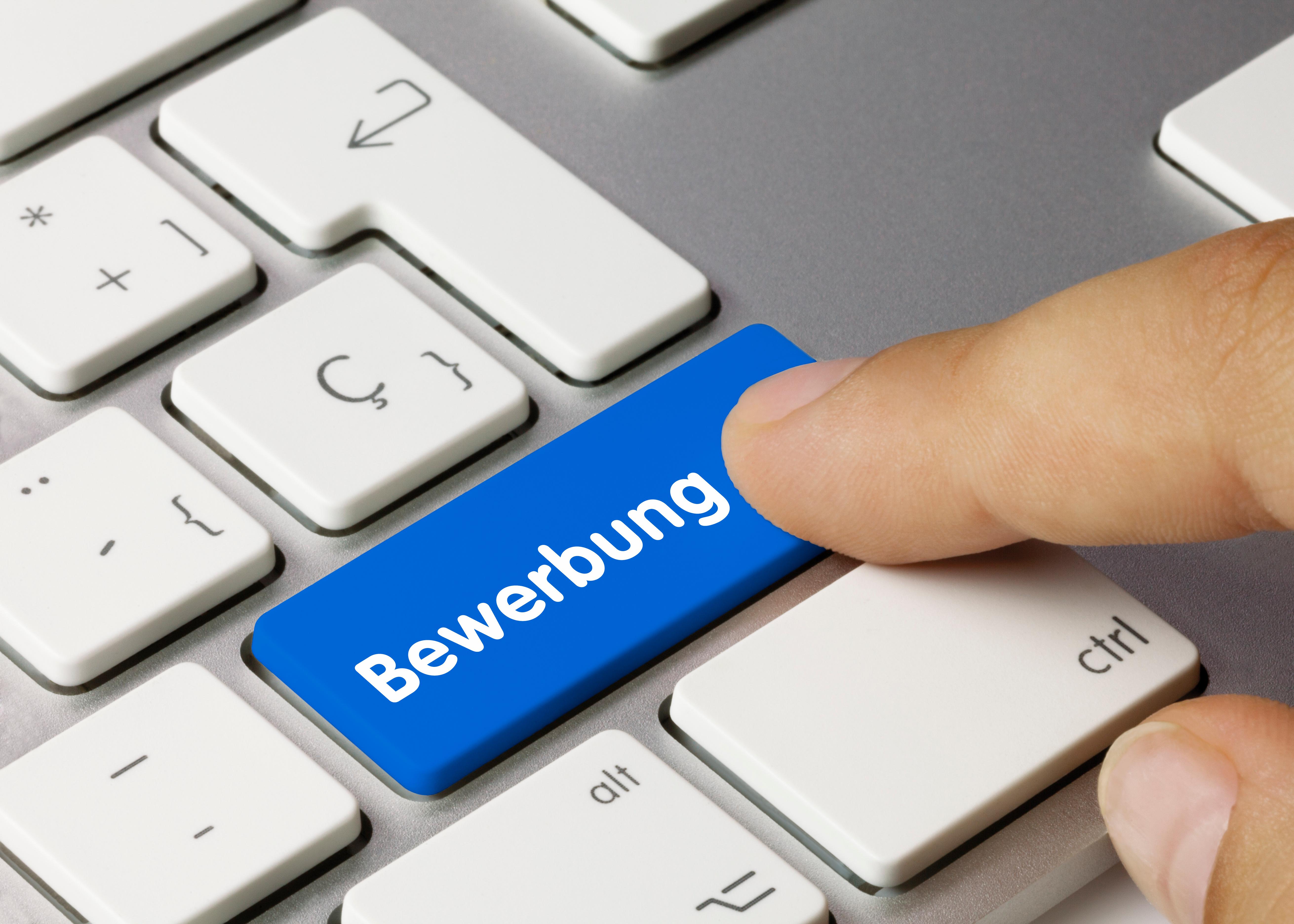 bewerbung absenden. online bewerben